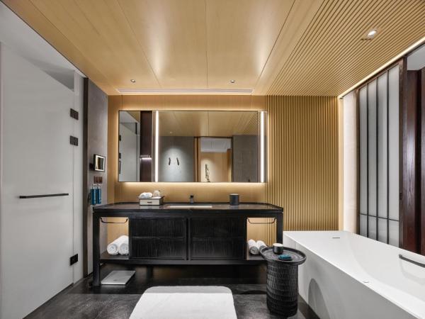 Hilton Nanjing Niushoushan : photo 6 de la chambre chambre lit king-size premium