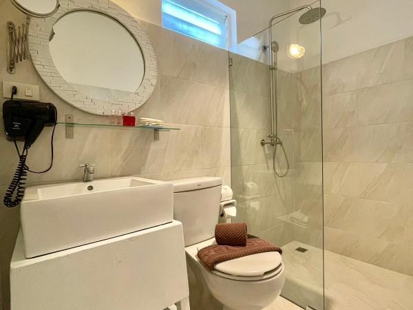 Green Gallery Beach Boutique Hotel : photo 1 de la chambre chambre double supérieure - vue sur piscine