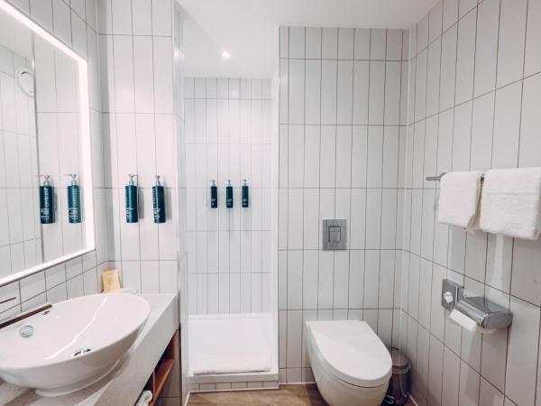 Hilton Garden Inn Manchester Emirates Old Trafford : photo 8 de la chambre chambre lit king-size