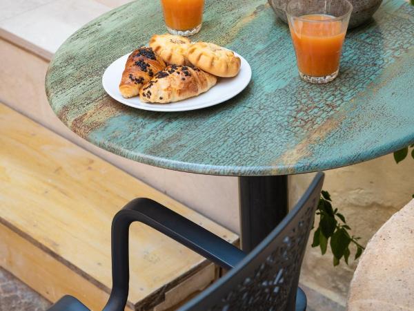 Elia Portou Luxury Residence : photo 8 de la chambre chambre double standard