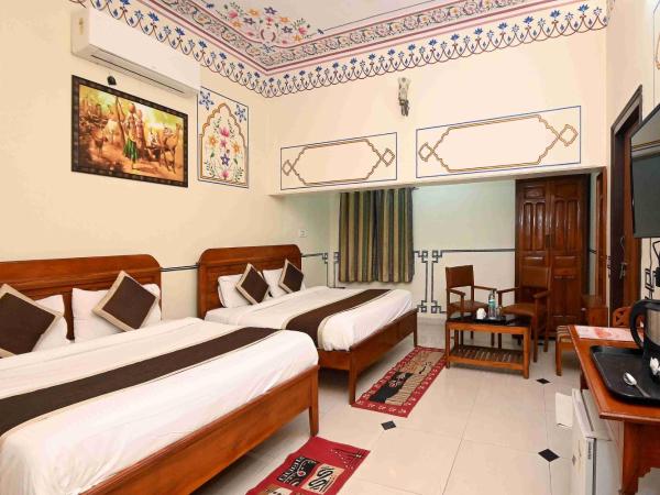 Virasat Mahal Heritage Hotel : photo 9 de la chambre suite familiale