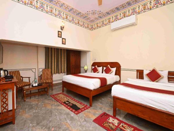 Virasat Mahal Heritage Hotel : photo 8 de la chambre chambre triple supérieure