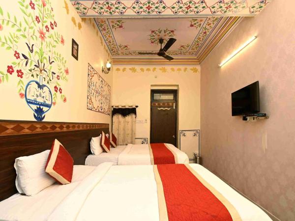 Virasat Mahal Heritage Hotel : photo 1 de la chambre chambre triple supérieure