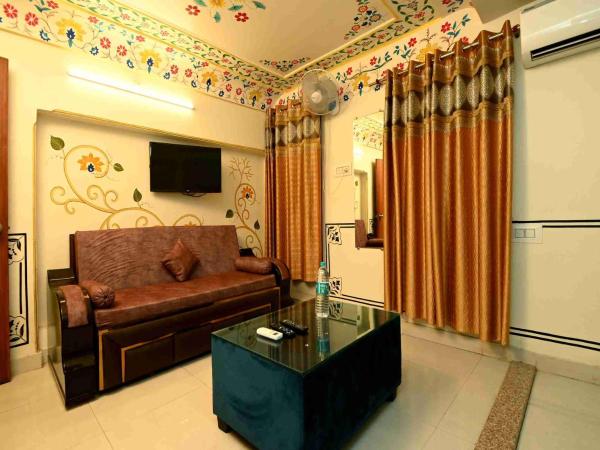 Virasat Mahal Heritage Hotel : photo 7 de la chambre chambre double