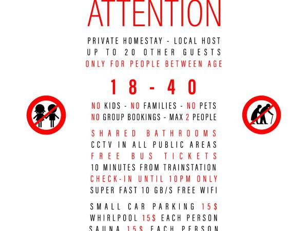 Young Backpackers Homestay : photo 7 de la chambre chambre double Économique avec salle de bains commune