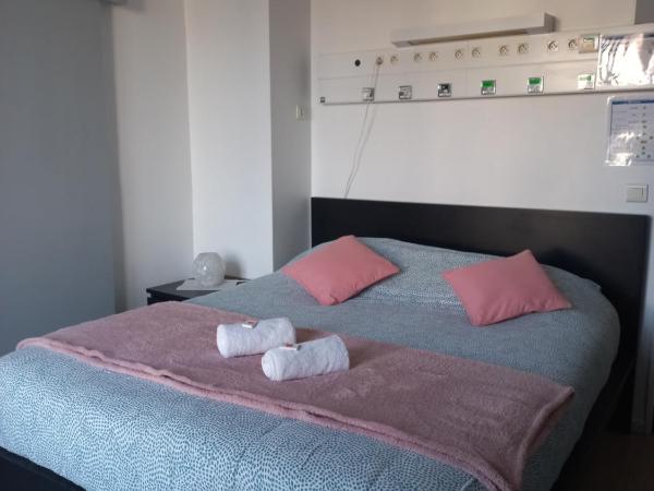 Hôtel Labat : photo 7 de la chambre chambre double avec salle de bains privative