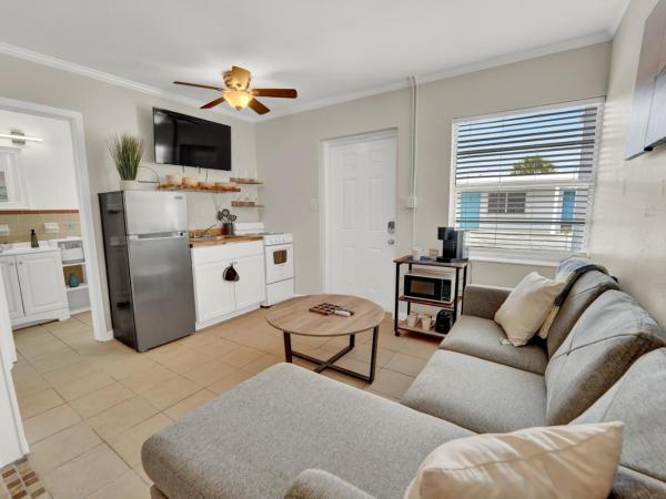 Sea Foam Suites : photo 2 de la chambre chambre triple deluxe