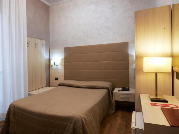 Hotel Galimberti : photo 7 de la chambre chambre double