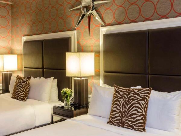 Empire Hotel : photo 4 de la chambre chambre double supérieure avec deux lits doubles