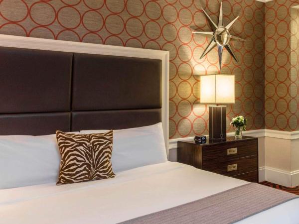 Empire Hotel : photo 4 de la chambre chambre lit king-size - accessible aux personnes à mobilité réduite