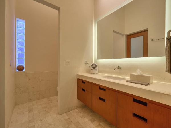 El Pueblo Mérida : photo 4 de la chambre suite deluxe avec lit king-size