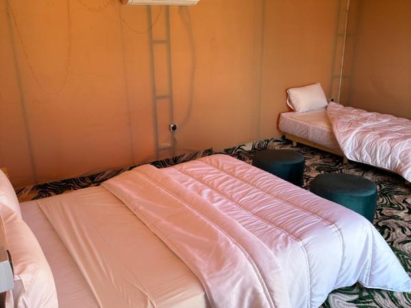 AGAFAY HEART CAMP : photo 3 de la chambre chambre triple avec salle de bains privative