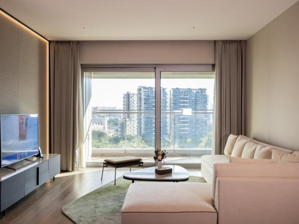 Artisse Place - Access to 4000 sqm Fusion Wellness Centre and 800 sqm Indoor Swimming Pool : photo 6 de la chambre elegant suite with city view (include single breakfast)