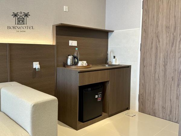 Borneotel The Shore KK by CHG : photo 5 de la chambre studio - vue sur montagne