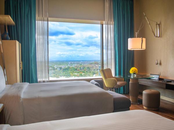 Conrad Pune : photo 4 de la chambre chambre deluxe avec 2 lits queen-size