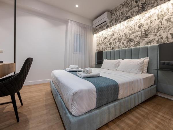 Kriel Suites by LIV Homes : photo 4 de la chambre chambre triple avec balcon