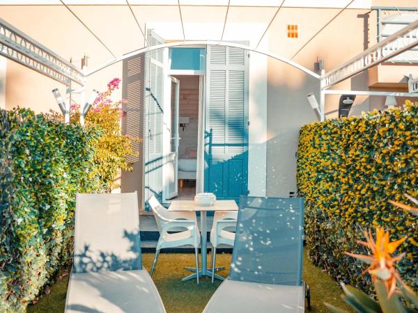 Le Rabelais : photo 4 de la chambre chambre double avec terrasse