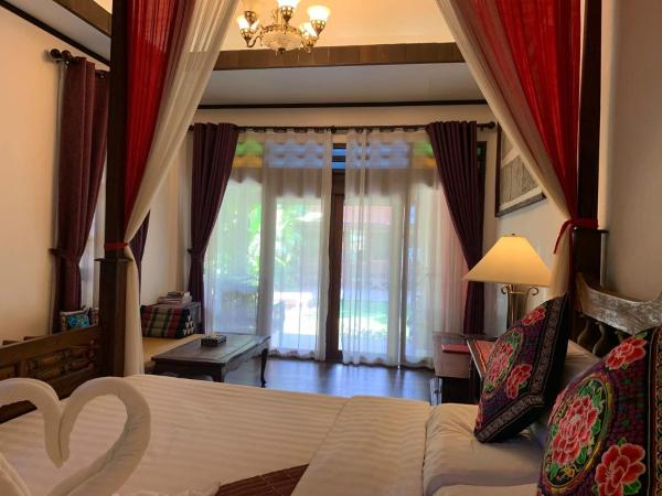 Hongkhao Village : photo 1 de la chambre chambre double deluxe avec baignoire