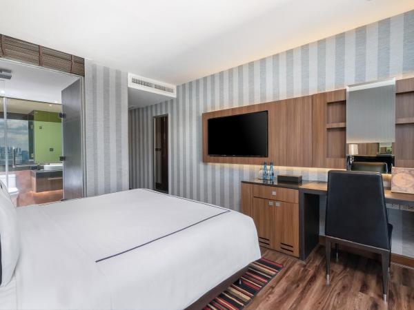 The Continent Hotel Sukhumvit - Asok BTS Bangkok by Compass Hospitality : photo 5 de la chambre chambre double sky lounge