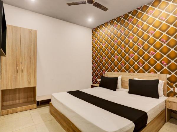 Hotel O Flagship Dwarka Mor Metro Hotel : photo 2 de la chambre chambre triple classique