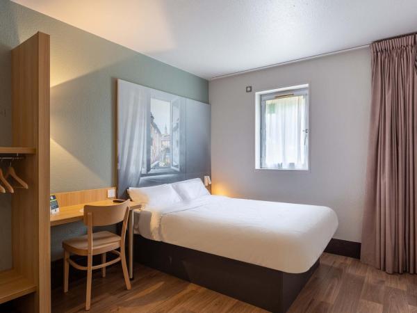 B&B HOTEL CHARTRES Le Coudray : photo 1 de la chambre chambre double