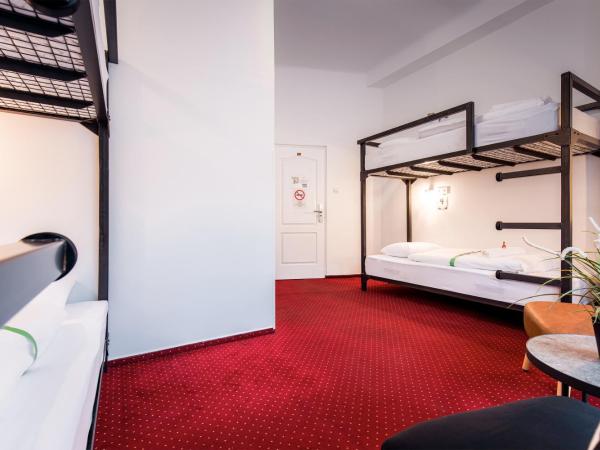 Maverick Ensuites : photo 2 de la chambre lit dans dortoir mixte de 4 lits