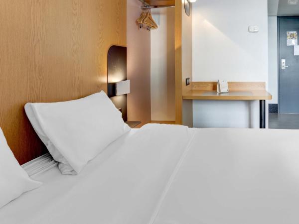 B&B HOTEL Reims Centre Gare : photo 1 de la chambre chambre double