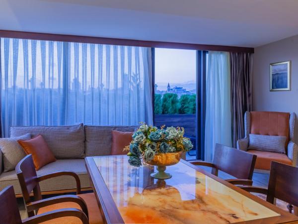 Lord Morgan & Exclusive Design Cihangir : photo 5 de la chambre suite présidentielle