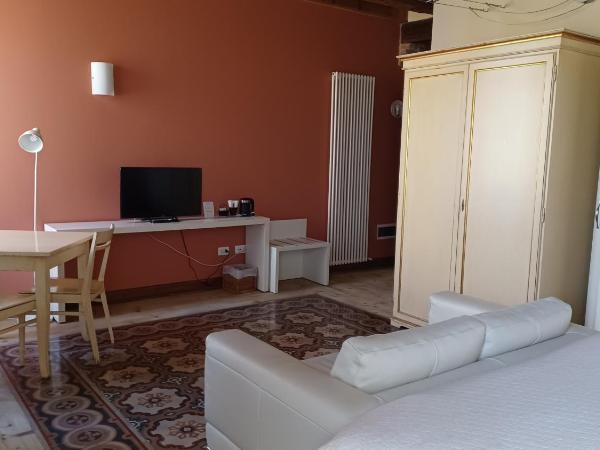 B&B Opera Prima : photo 7 de la chambre chambre double ou lits jumeaux