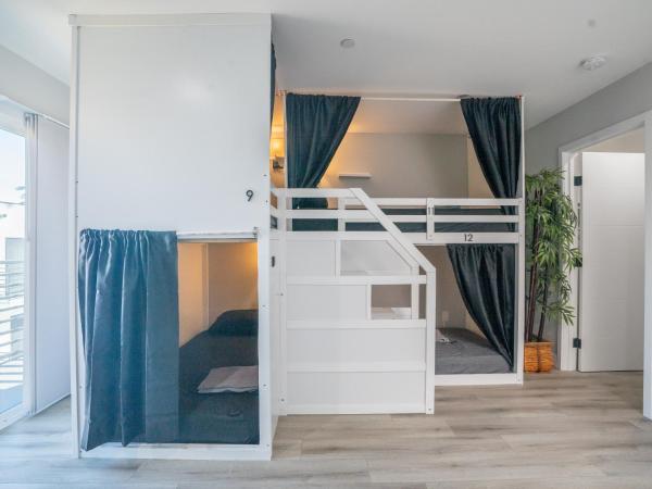 Normandie Hostel : photo 3 de la chambre lit simple dans dortoir mixte