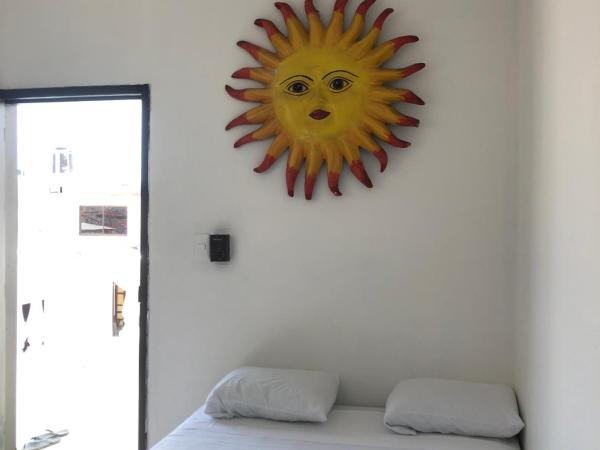 Posada DORA : photo 1 de la chambre grande chambre double