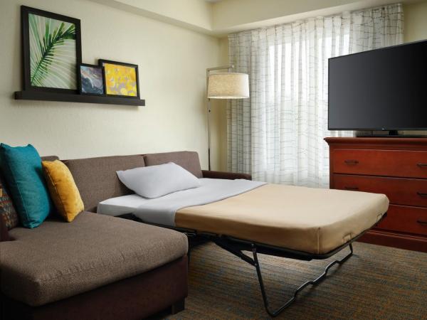 Residence Inn Orlando Lake Buena Vista : photo 5 de la chambre suite 1 chambre avec 2 lits queen-size et 1 canapé-lit