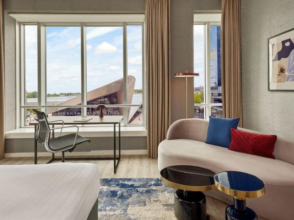 Rotterdam Marriott Hotel : photo 4 de la chambre suite junior lit king-size avec accès au salon club m