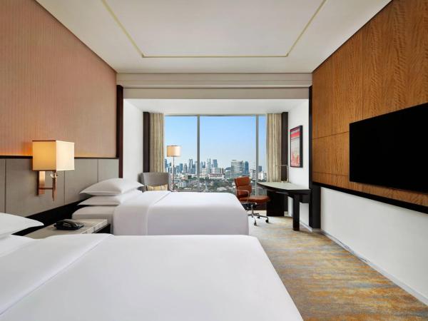 Sheraton Grand Jakarta Gandaria City Hotel : photo 2 de la chambre chambre avec 2 lits doubles