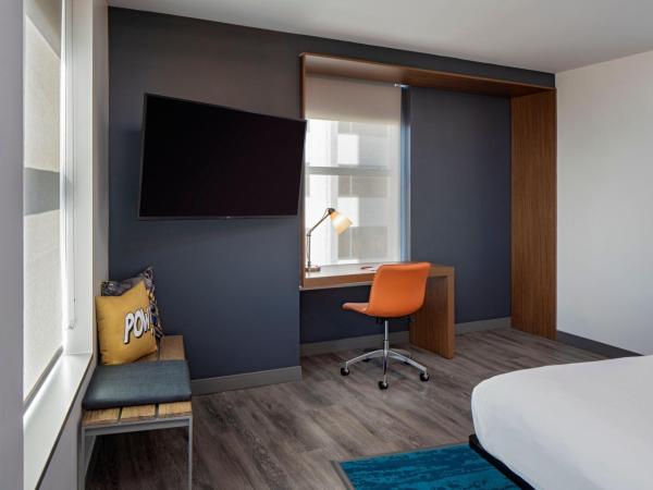 Aloft New Orleans Downtown : photo 3 de la chambre chambre d’angle, 1 lit king-size - vue sur ville
