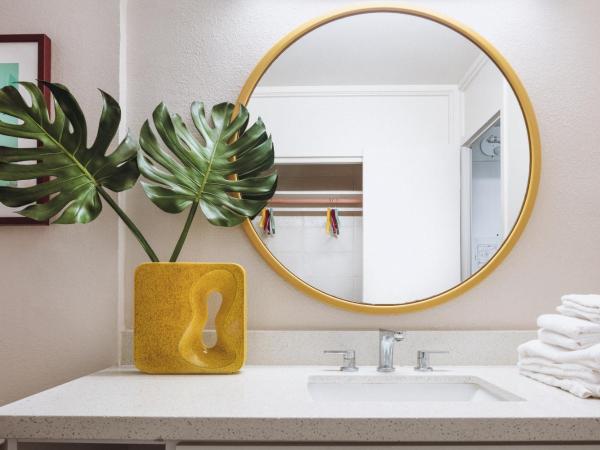 White Sands Hotel : photo 5 de la chambre chambre lit king-size