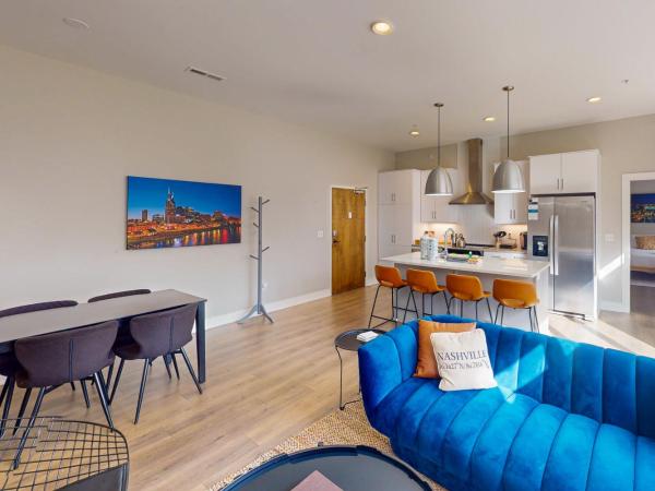 West End Living, Unit #205 : photo 2 de la chambre appartement 2 chambres