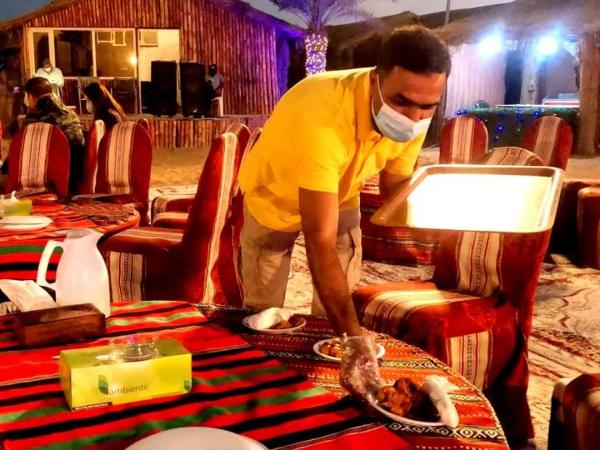 Luxury Overnight stay in Desert Safari Campsite, with dinner, adventure, entertainments, and transfers : photo 7 de la chambre tente