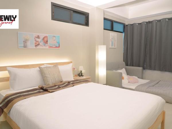 BnB98 Silom Hotel - 1 minutes from SKY TRAIN Sala Daeng station and SUBWAY Silom station : photo 2 de la chambre chambre lit king-size supérieure