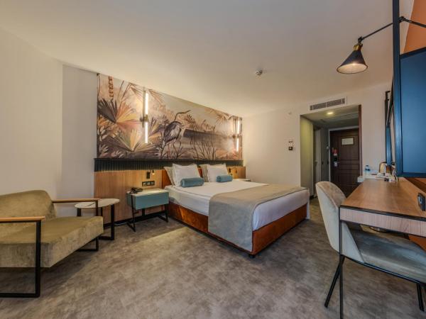 Best Western Plus Khan Hotel : photo 1 de la chambre chambre lit king-size deluxe - non-fumeurs 