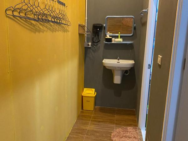 The view Hostel : photo 5 de la chambre lit dans dortoir mixte de 10 lits