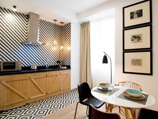 MYR Plaza Mercado & Spa : photo 7 de la chambre chambre familiale deluxe