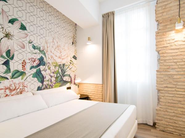 MYR Plaza Mercado & Spa : photo 2 de la chambre chambre familiale deluxe