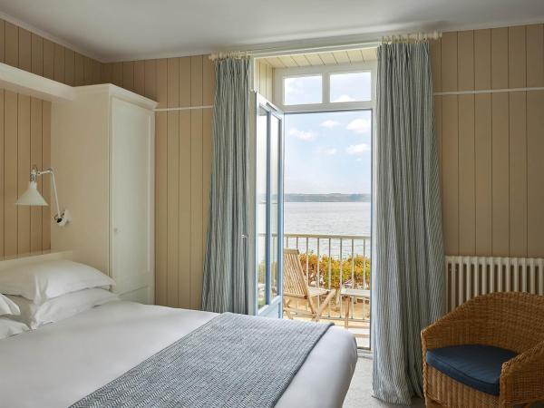 Le Grand Hotel des Bains & Spa - Bretagne : photo 1 de la chambre chambre double classique - vue sur mer