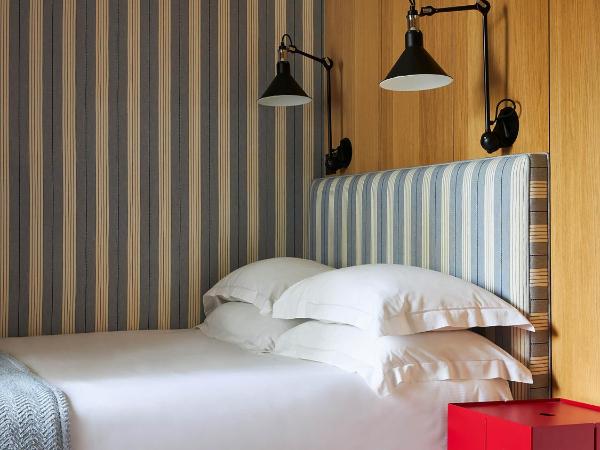 Le Grand Hotel des Bains & Spa - Bretagne : photo 1 de la chambre petite chambre double