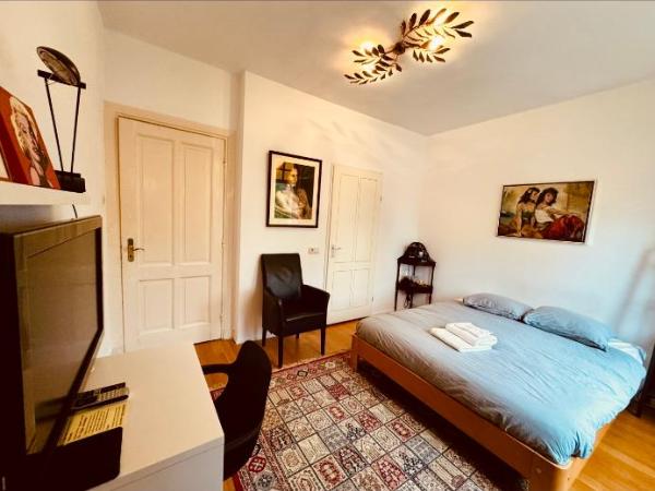 Boutiquehotel Sycamore - Protected City View - Free Parking : photo 2 de la chambre chambre double avec salle de bains privative