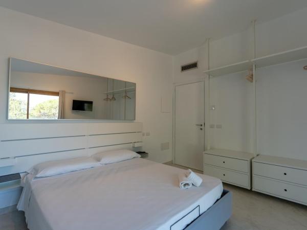 THE BEACH : photo 6 de la chambre chambre double deluxe - vue latérale sur mer