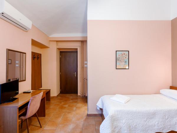 Hotel Castello : photo 8 de la chambre chambre double