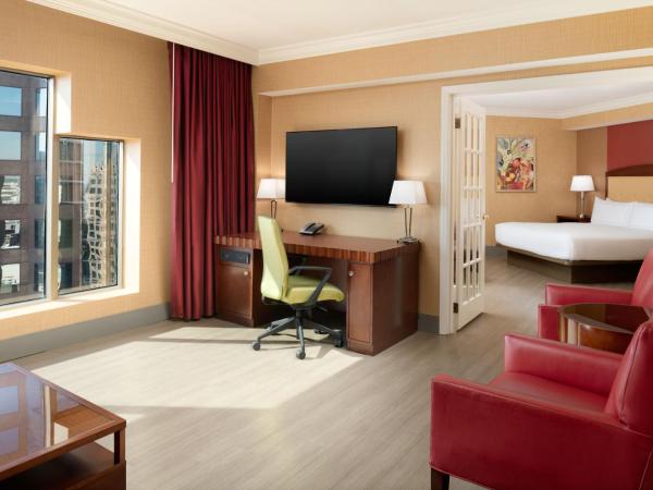 Hilton Charlotte Uptown : photo 6 de la chambre suite 1 chambre lit king-size premium
