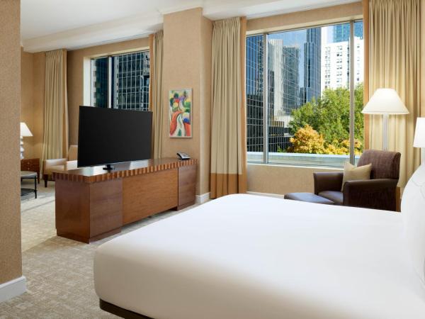 Hilton Charlotte Uptown : photo 5 de la chambre suite studio lit king-size